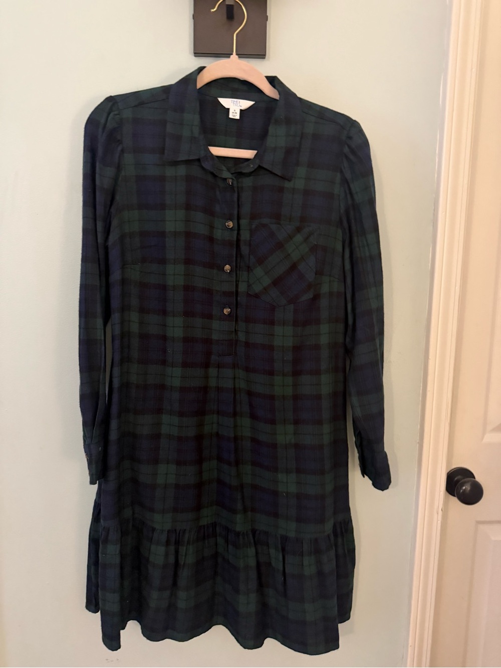 Time and Tru Black and Green Plaid Long Sleeve Shirt Dress